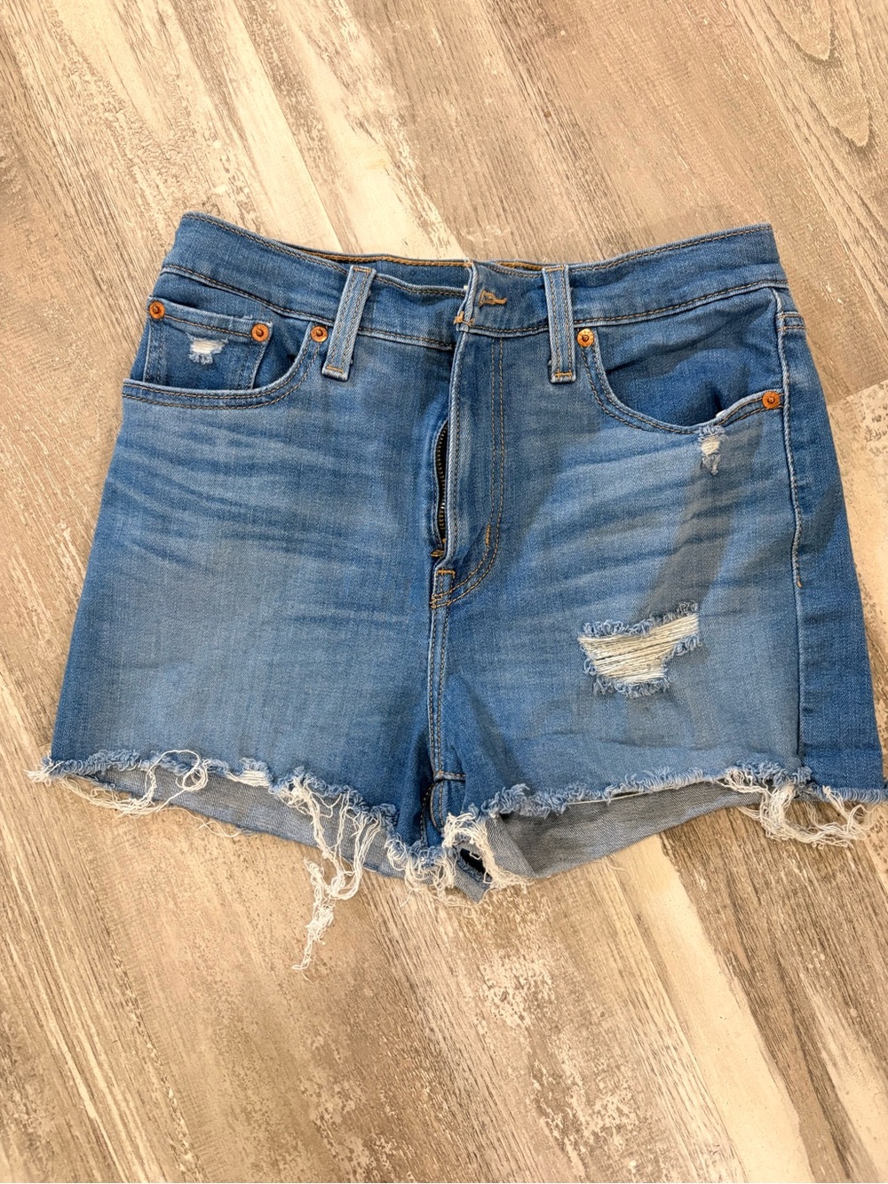 High rise Levi Distressed Denim Shorts